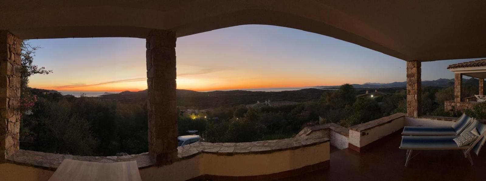 Villa Vista Mare Cala Ginepro Punta Molara Extérieur photo